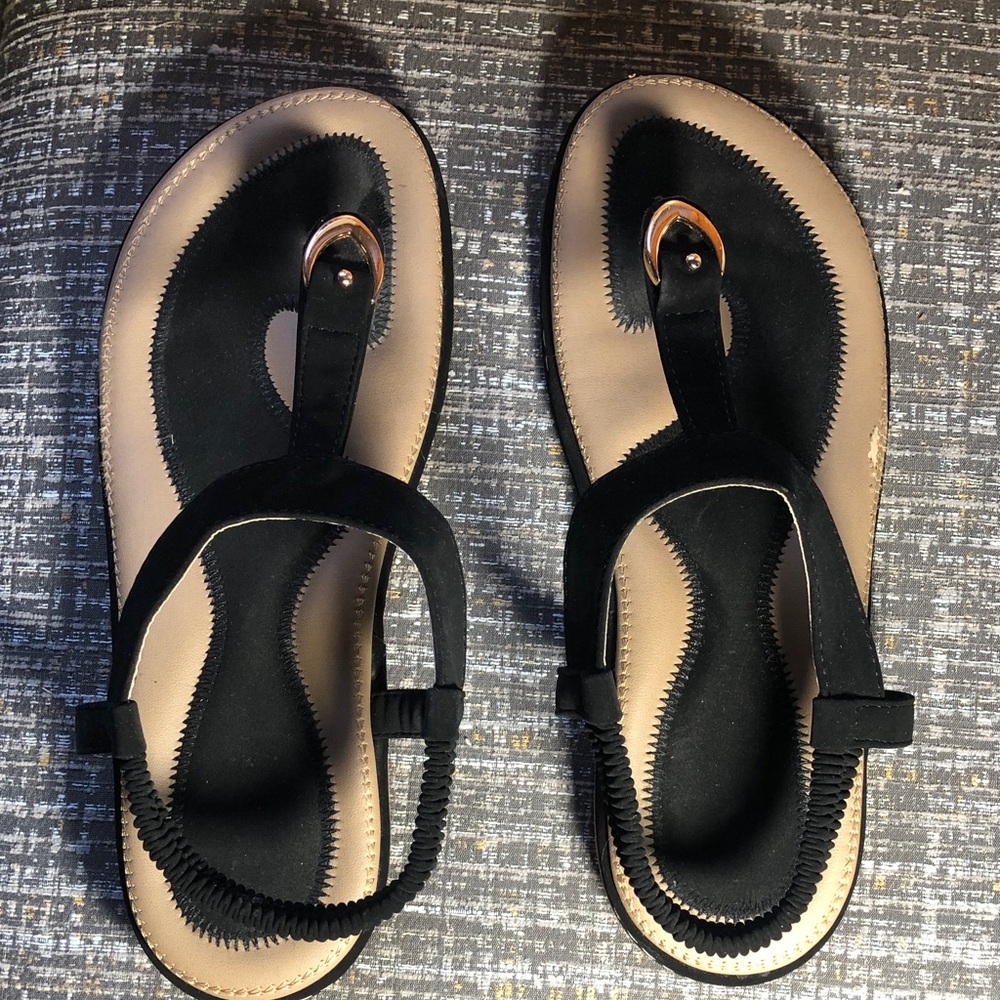 Women’s T-Strap Sandals - Comfortable Everyday Style, Size 8-8.5 - Picture 3 of 9
